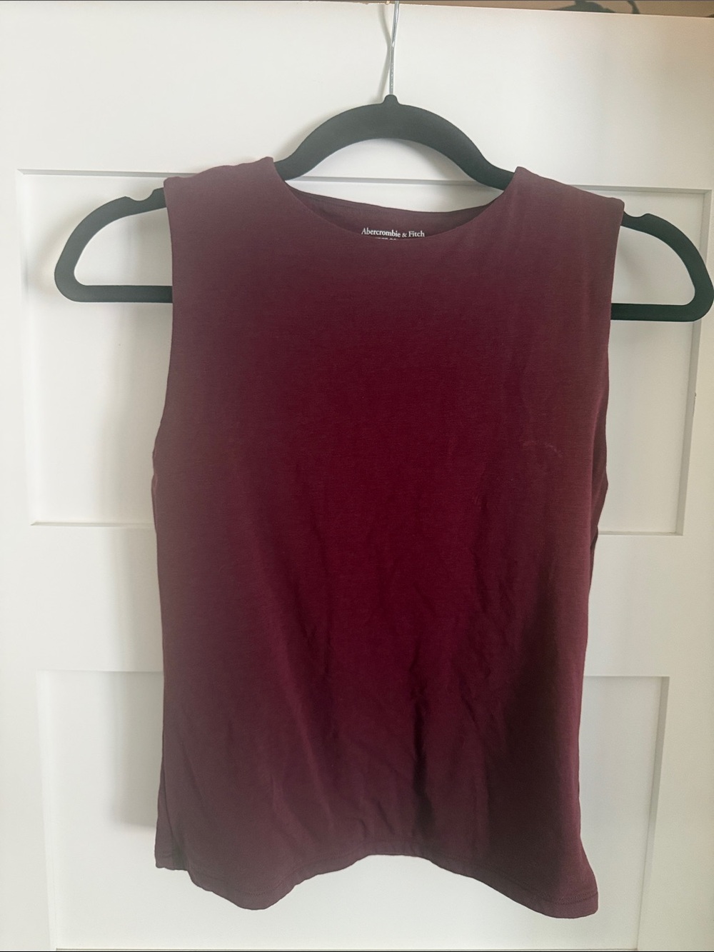 Abercrombie & Fitch Sleeveless Tank Top - Burgundy